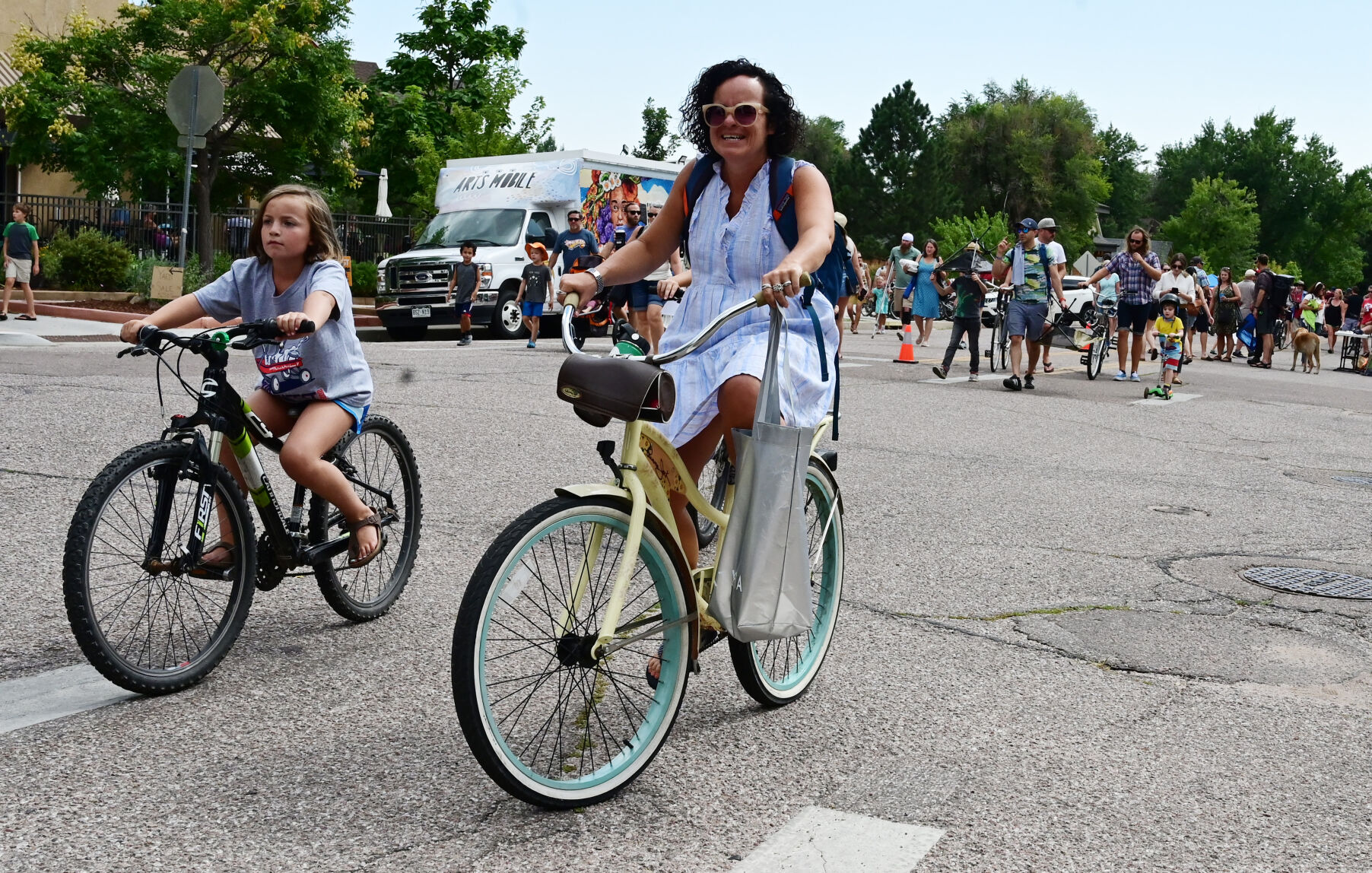 091321-news-porchfest 1530.jpg